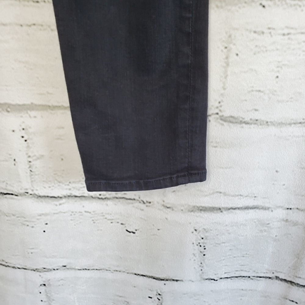 Frame le skinny de jeanne Distressed ankle jeans size 30 solid black - Picture 7 of 12